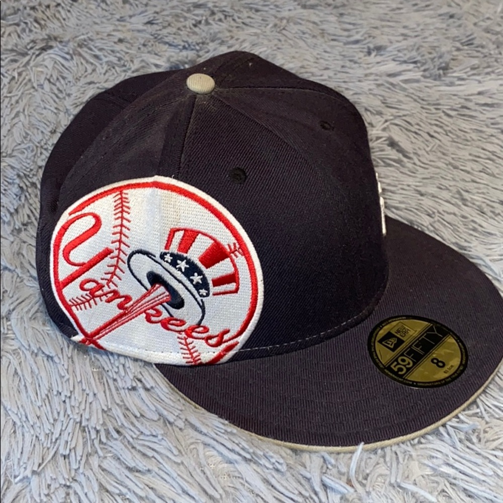 Mens Used Yankees hat